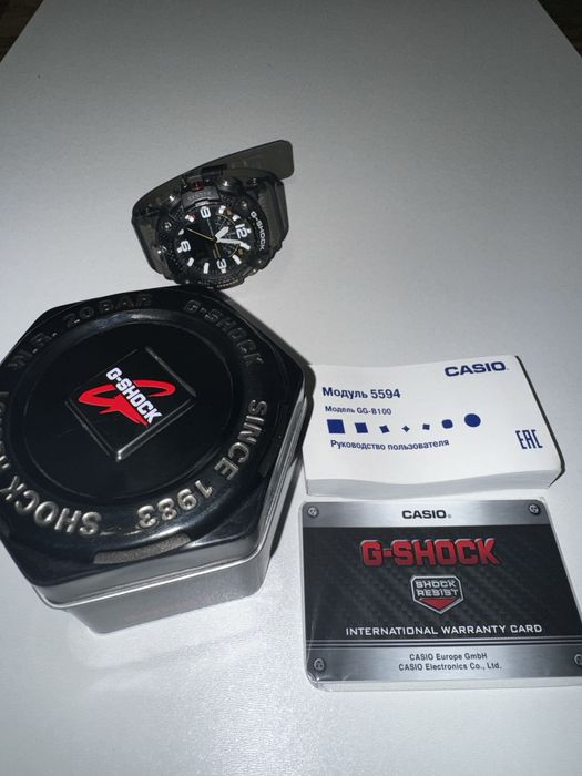 Продам годинник CASIO G-SHOCK карбон