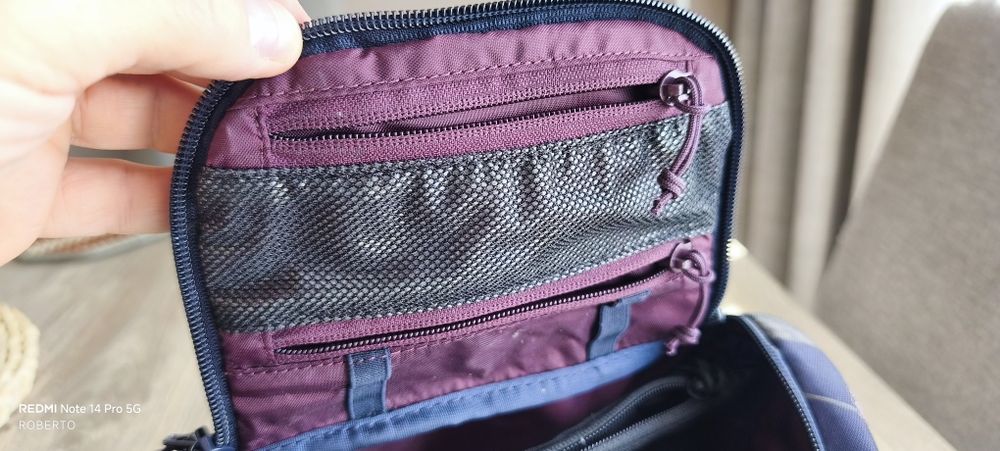 Na sprzedaż damska kosmetyczka