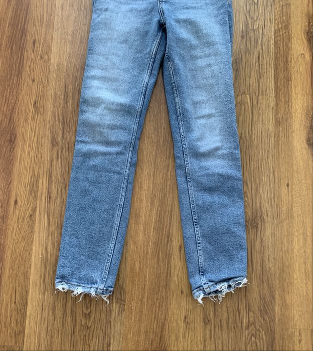 Spodnie jeansowe Zara