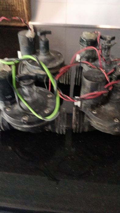 Material de rega da marca Hunter e Toro