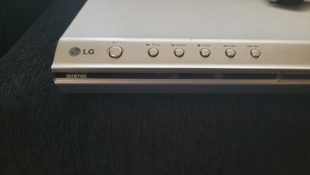 LG DVD/CD Player64741247253634122