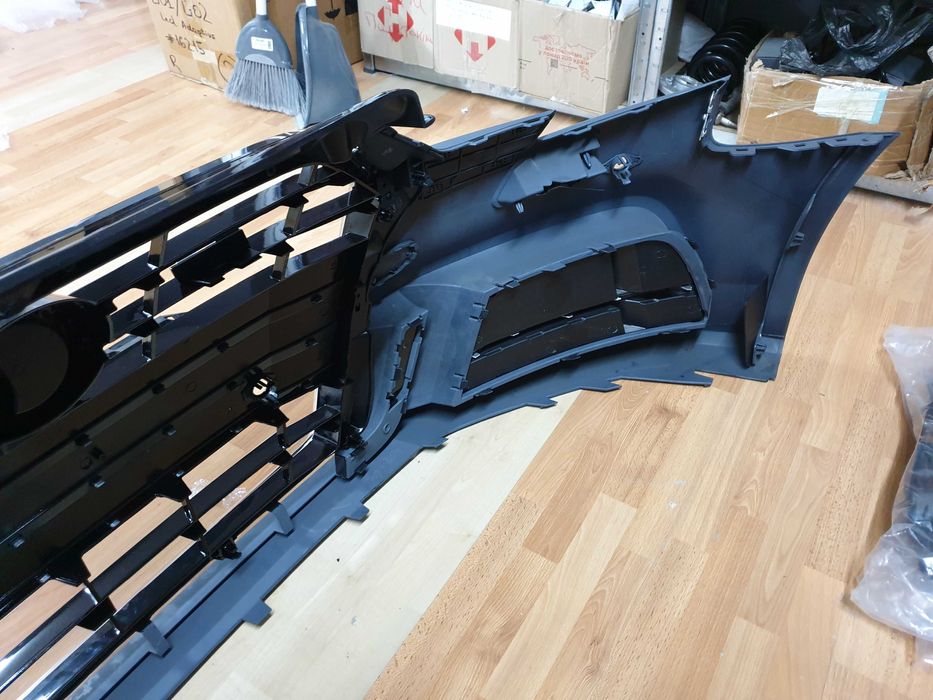 Передній Бампер в стиле S-Line CB решетка Sedan Audi А3 8V 2016-20г.