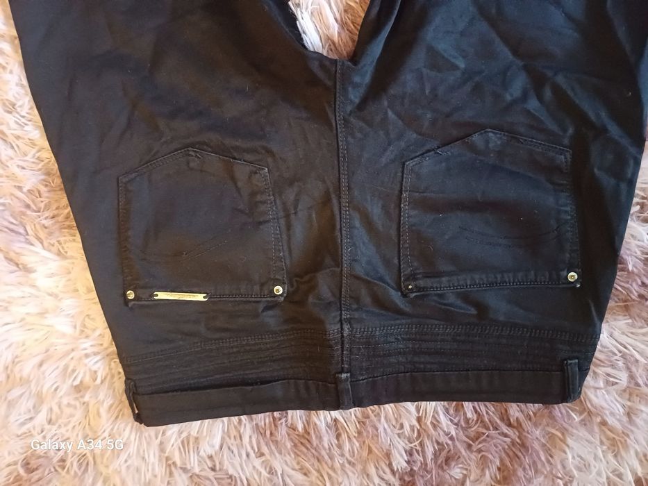 Jeansy damskie gumiaki