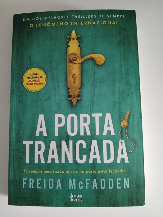 A PORTA TRANCADA - Freida McFadden