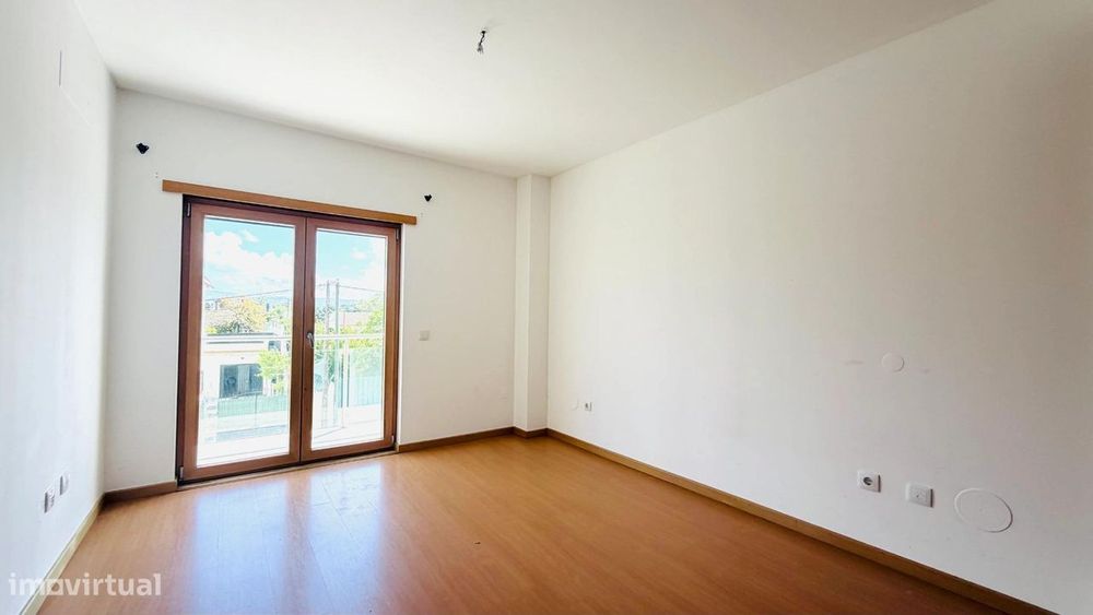 Apartamento T4 com 194m2 e amplas varandas Pinhal Novo