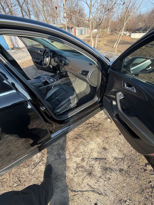 Audi A6 2016 VIN WAUD8AFC5HN039650 фото оголошення 13 з 16