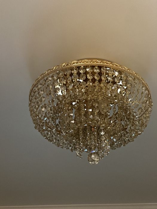 Люстра потолочная. 4 шт