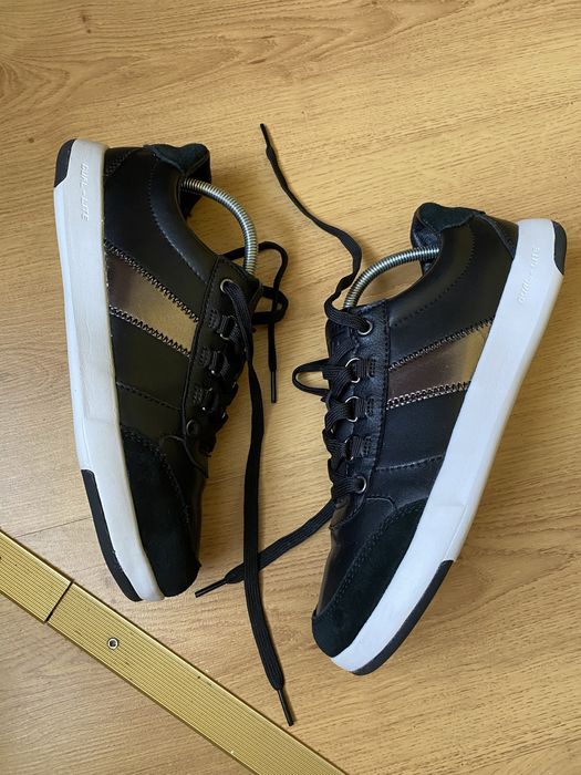 Кросівки Skechers  шкіряні кроссовки кожание