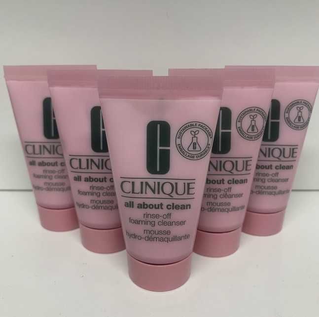 Подарочный набор Clinique для сухой кожи и жирной  кожи