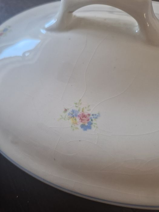 Terrina loiça Sacavem muito antiga