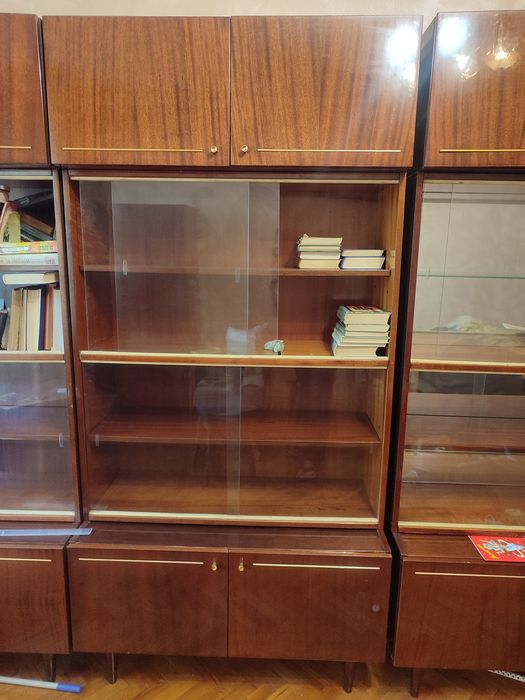 Шафа книжна безкоштовно, самовивіз Київ