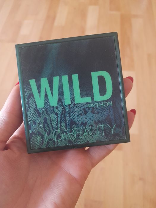 Huda beauty wild cieni do oczu