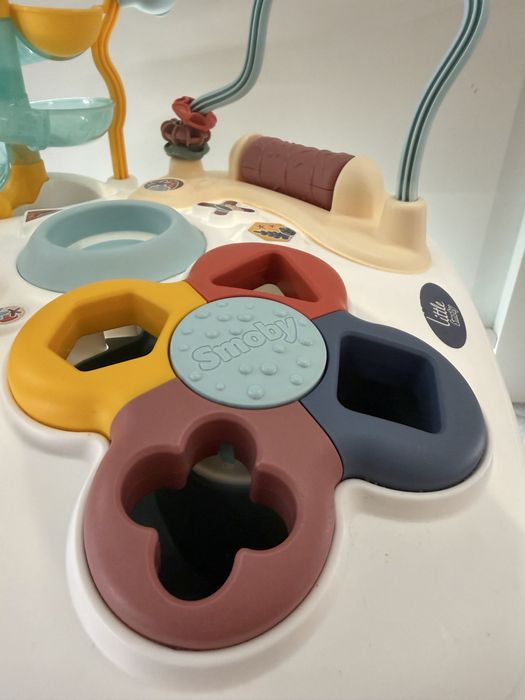 Продам дитячий ігровий столик Smoby