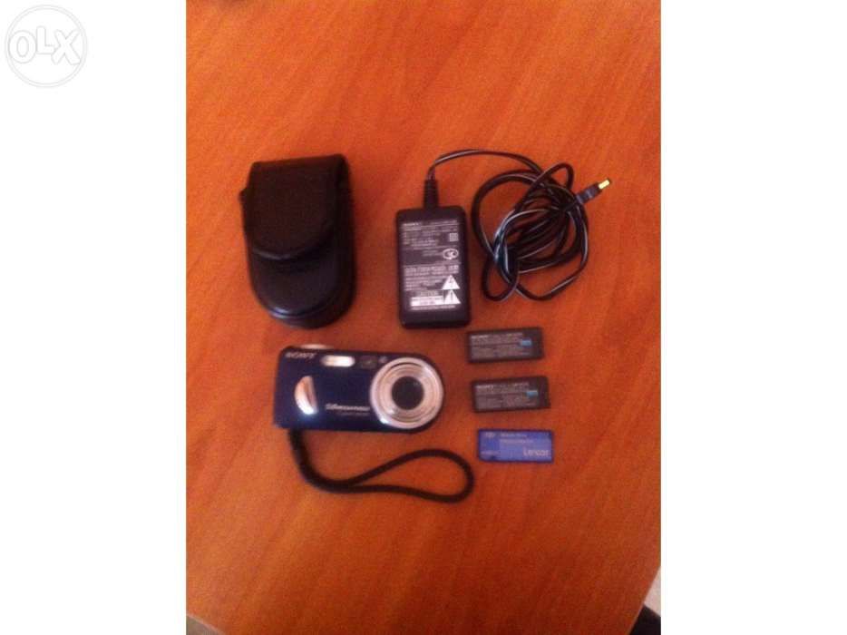 Maq. fotográfica Sony Ciber-shot DSC-P12digital