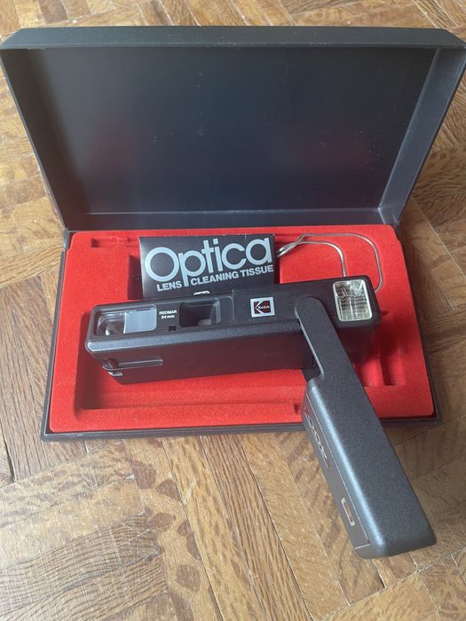 Máquina fotográfica de rolo