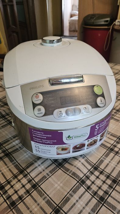Мультиварка Philips HD3136