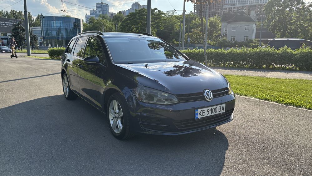 Volkswagen Golf 2.0 tdi variant