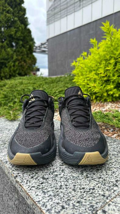 #4439 Nike Freak 7 [US 9 | 27 cm]