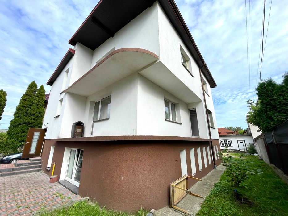 Dom 3 Kondygnacyjny + Budynek Gospodarczy 120 m
