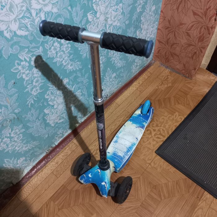 Самокат детский трехколесный