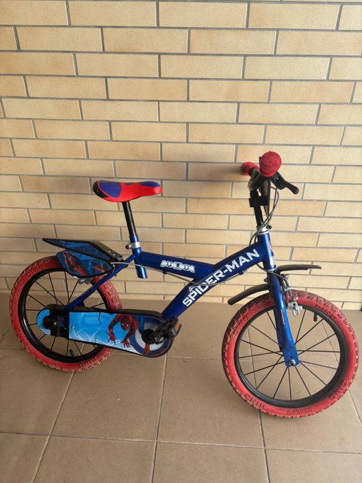 Bicicleta infantil Spider-Man-bom estado