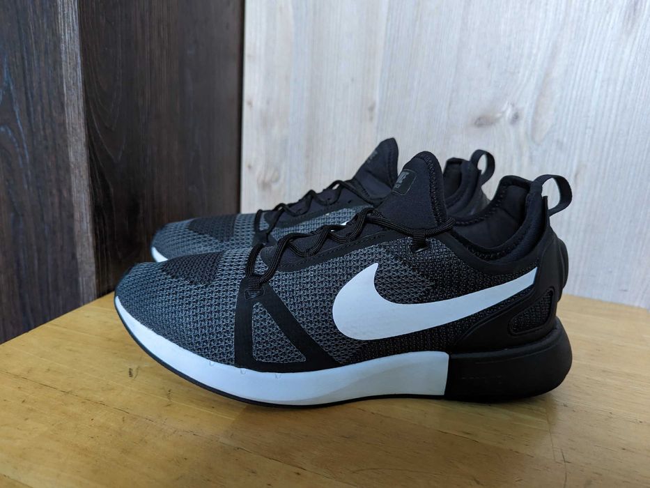 Nike Duel Racer - бігові кросівки