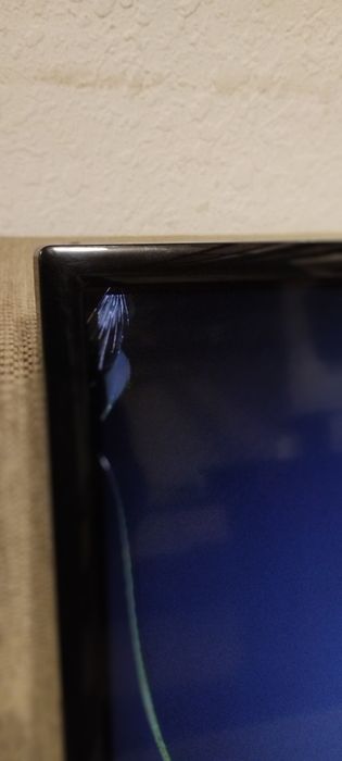 Телевізор JVC LT-32MU218 на зап частини