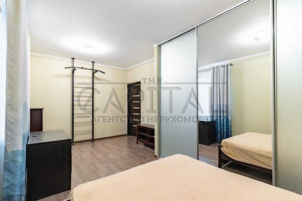 Продаж 3к квартири, пер. Тбіліський, метро Політех, Шевченківський р-н