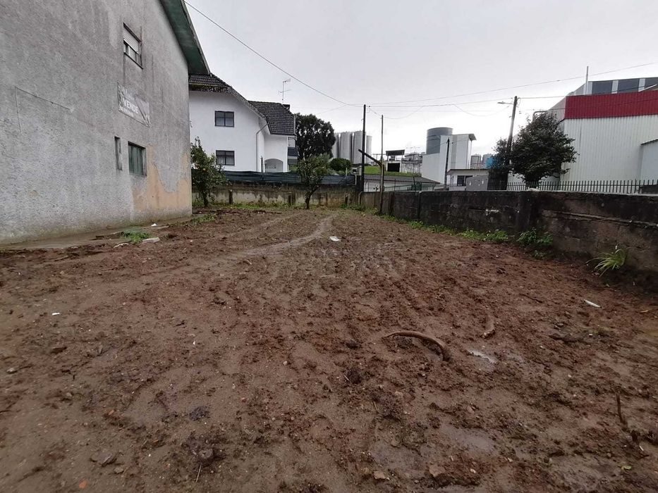 Oportunidade Moradia V6 São João da Madeira - Aveiro