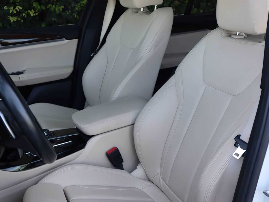 BMW X3      2020