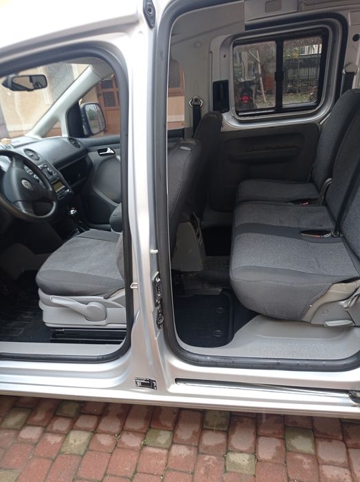 Продам Фольксваген кадді оригінальний пасажир