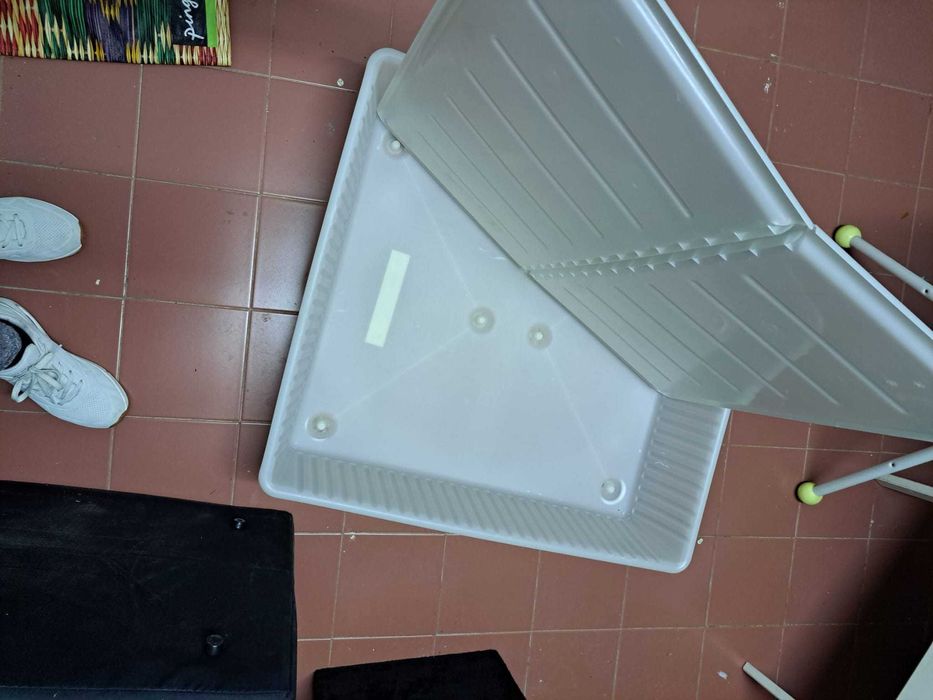 Caixa de arrumação para baixo da cama-Ikea Dining 77x70x18