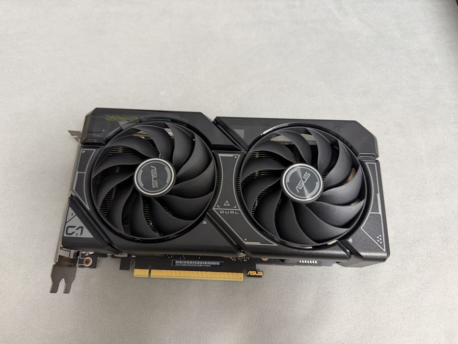 Asus dual RTX4060ti 16gb