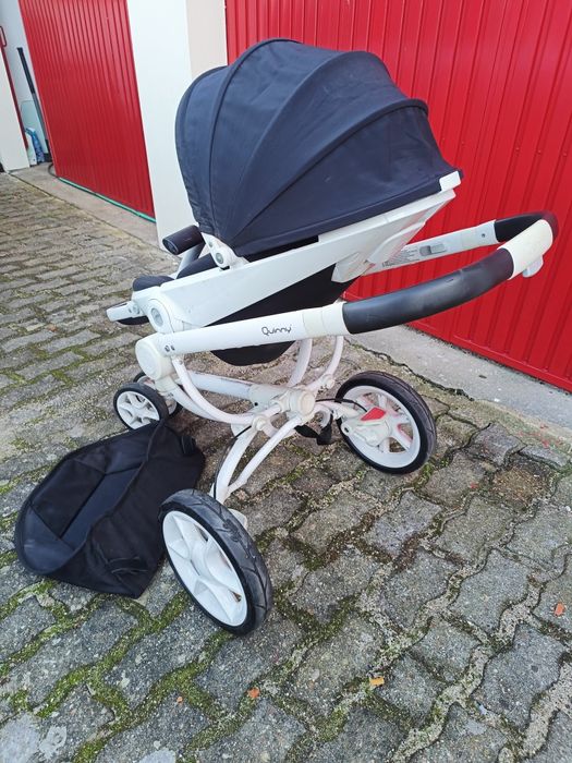 Vendo carrinhos de bebê/criança