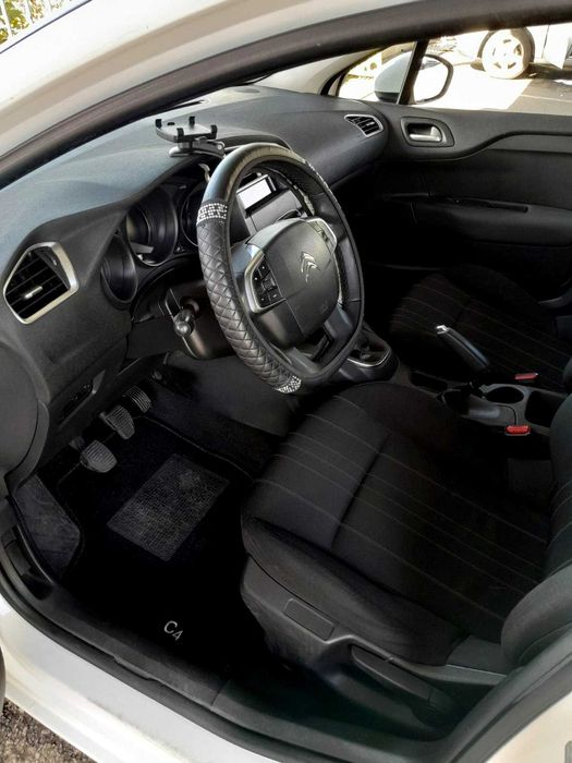 CITROEN C4 II Hatchback 1.6 BlueHDi Diesel 2017