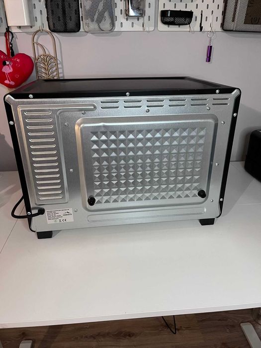 Piekarnik elektryczny wolnostojący