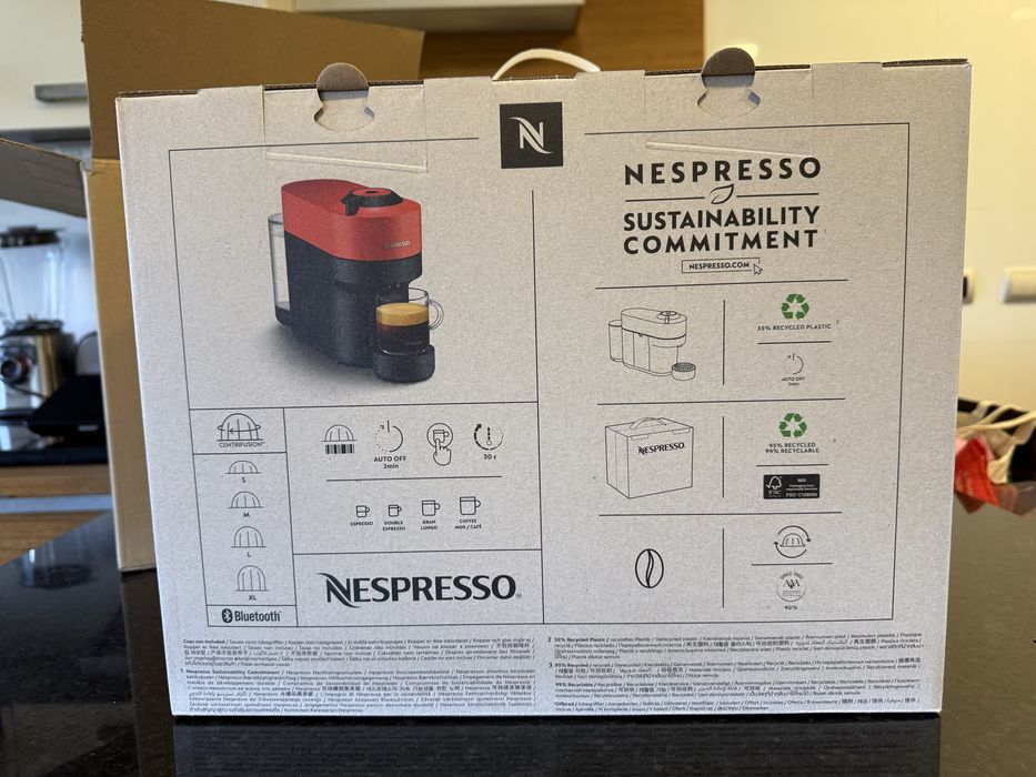 Maquina de cafe Nespresso Vertuo pop