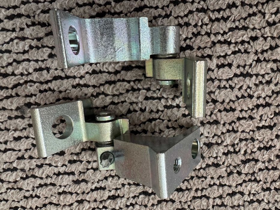 Петлі дверей лівих передніх Seat Leon III (5F) (2012–2020)