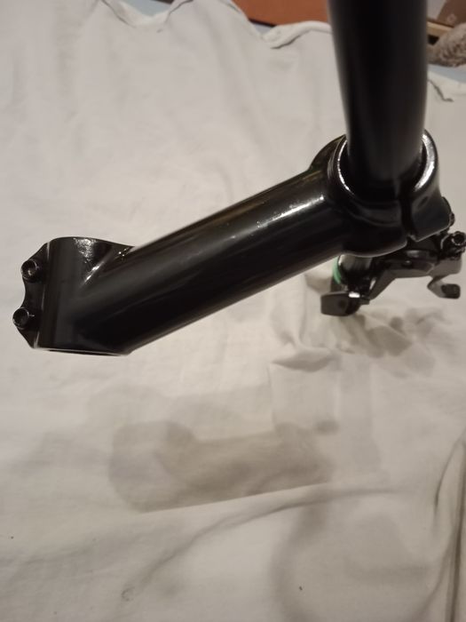 Kierownica 65cmm  Plus klamkomanetki 3x7 plus mostek 100mm