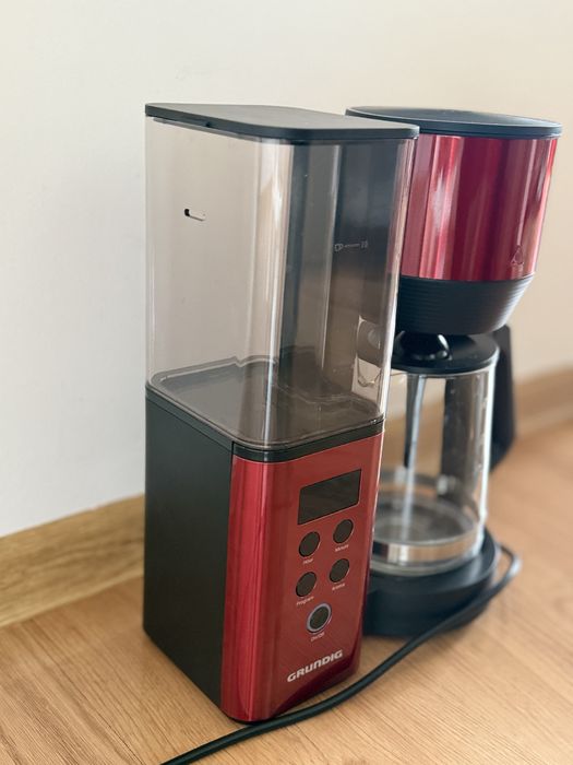 Ekspres przelewowy Grundig – jak nowy, na gwarancji