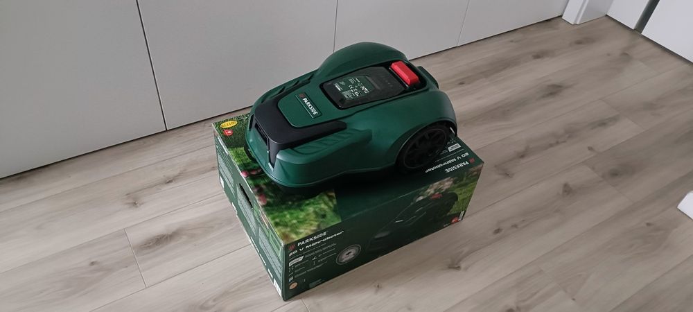 Parkside PAMR 500 A1 robot koszący, kosiarka.