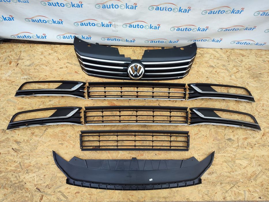 Решітка Бампера Volkswagen Passat B7 Европа