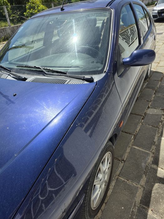 RENAULT Megane I Hatchback (BA) 1.4 16V Gasolina 95 cv / 70 kW
