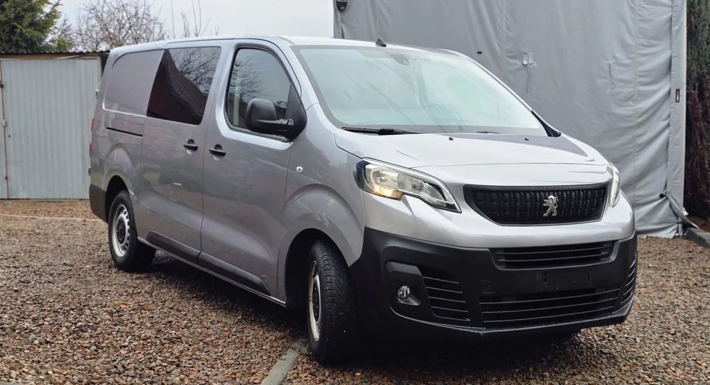 Peugeot EXPERT DOKA 2.0 HDI 144 KM E6+*LONG*2023r*Kamera*Klima*PDC*FV23%!  PEUGEOT EXPERT DOKA 2.0 HDI 144 KM E6+*LONG*2023r*Brygadówka*FV23%!
