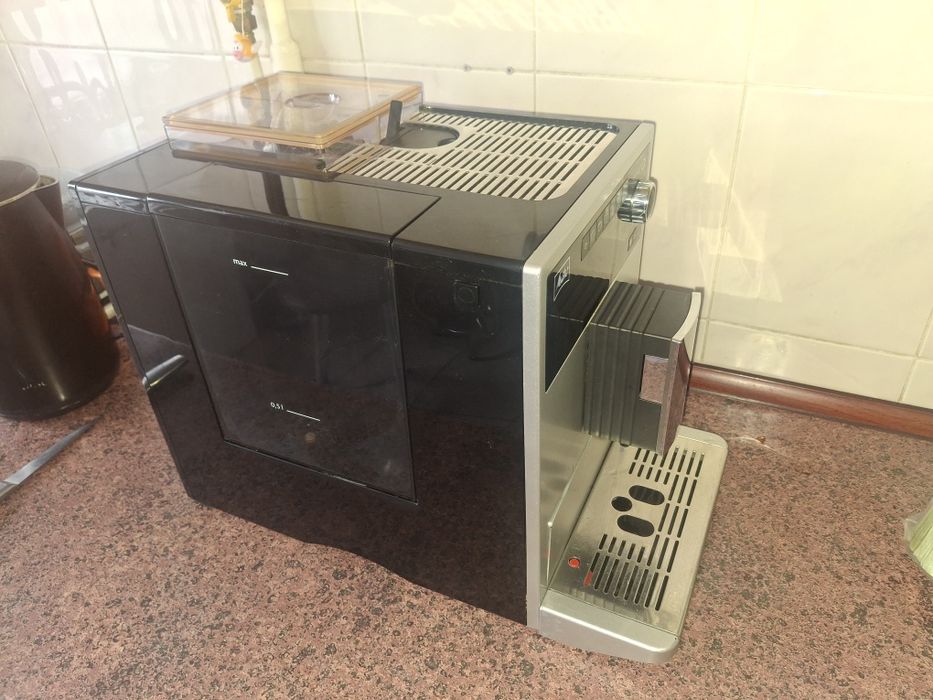 Кофе машишина Melitta Caffeo CI