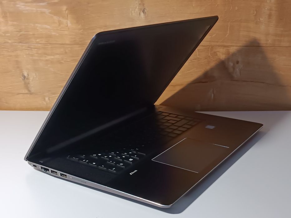 Потужний HP для будь-яких задач/Core i7 Q/32ОЗУ/512 SSD/4 Gb video