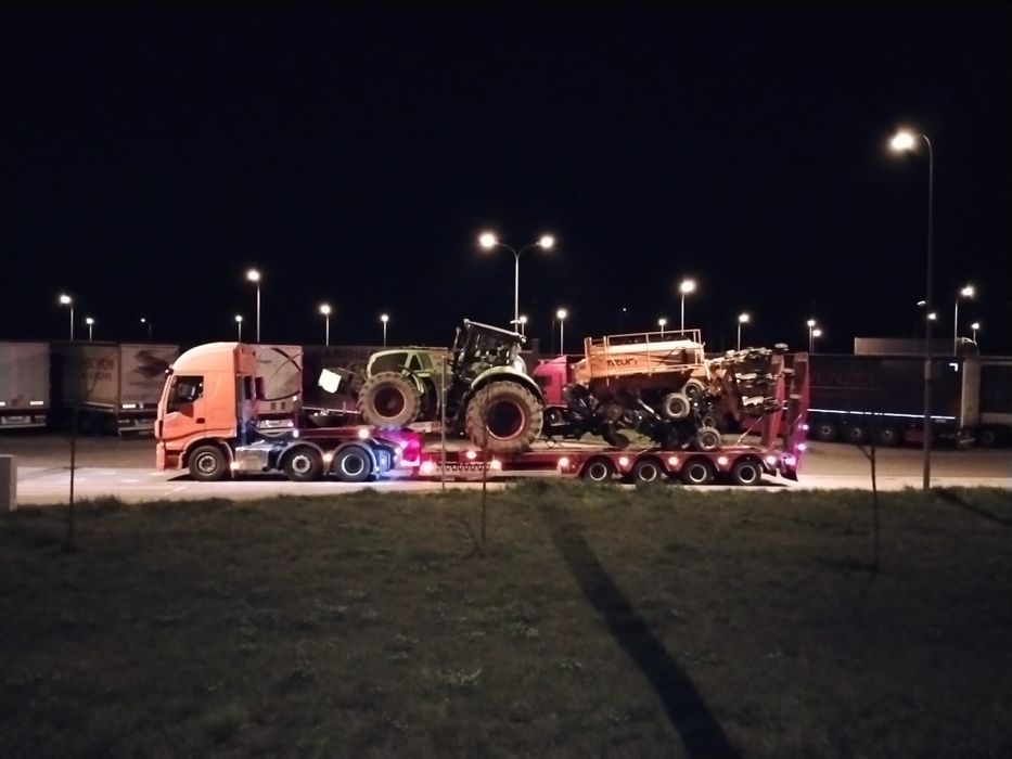 Usługi koparka 3 t