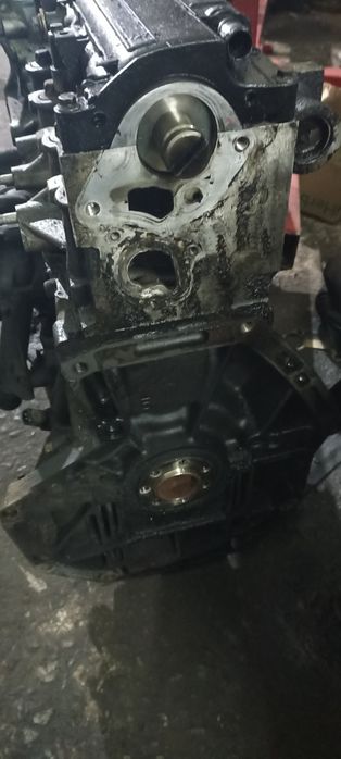 Двигатель Рено 1.5 K9K 2011