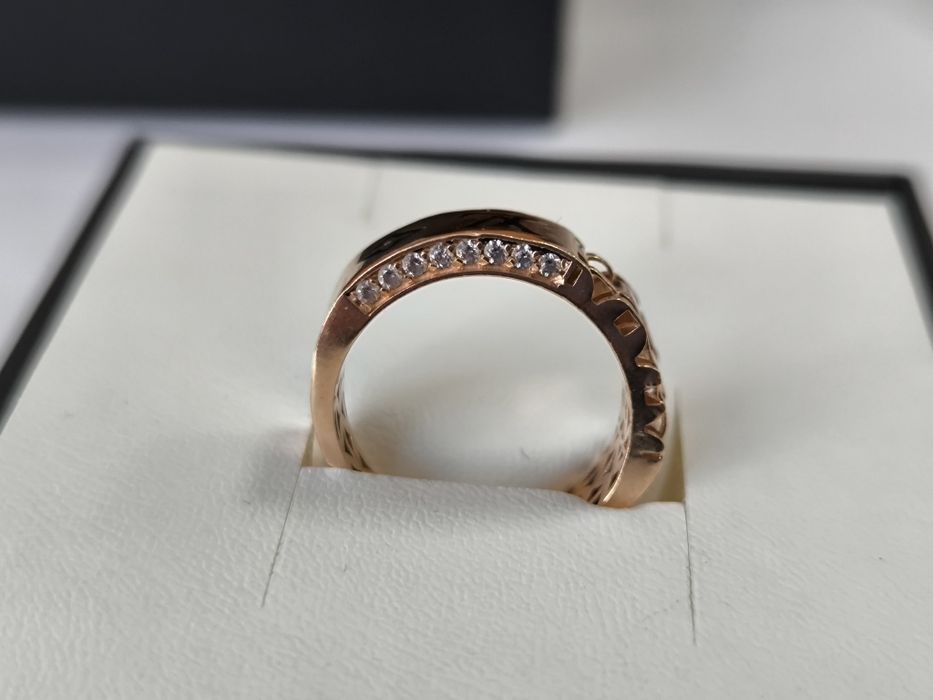 Кольцо золотое Луи Витон р18, 4.05г