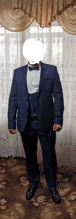 Весільний костюм